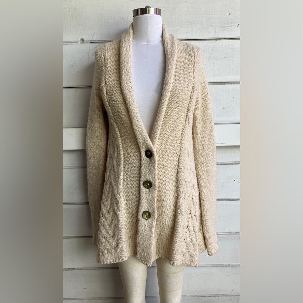 Free People cream cable knit size medium cardigan.